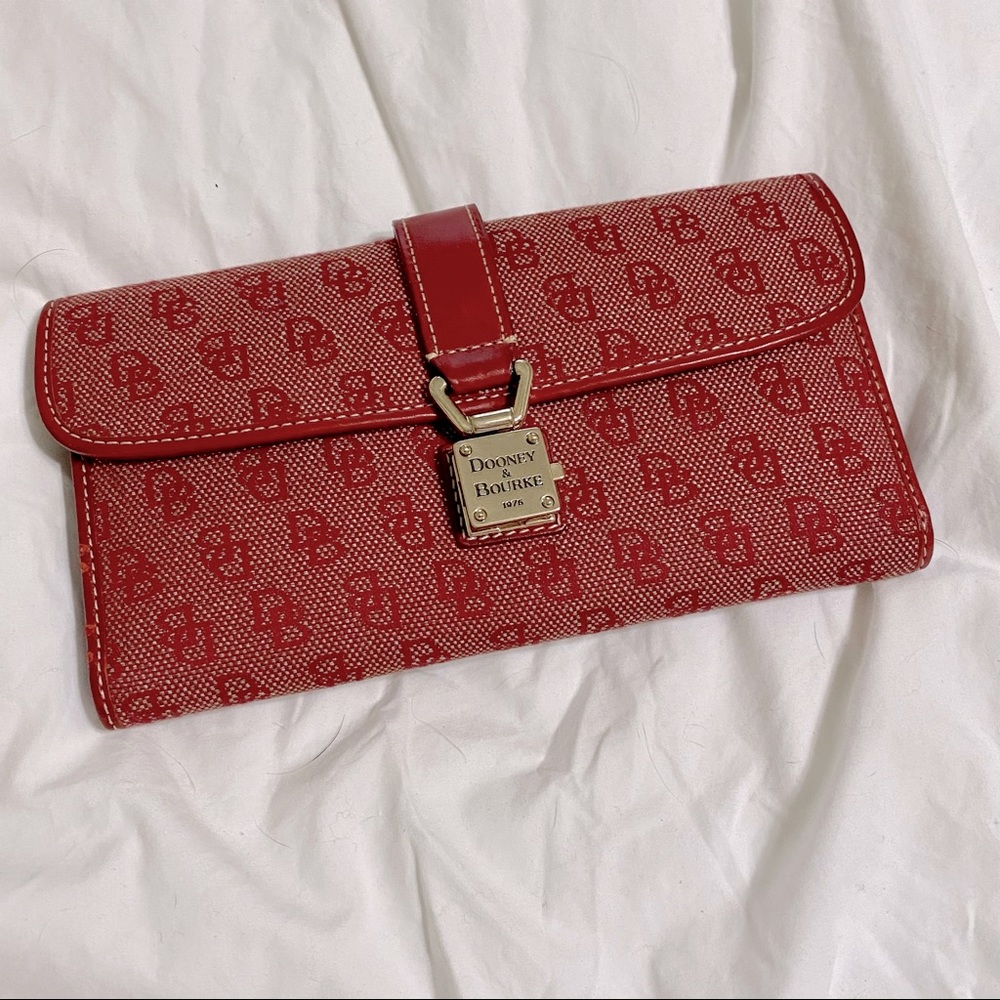 Vintage Dooney & Bourke Wallet